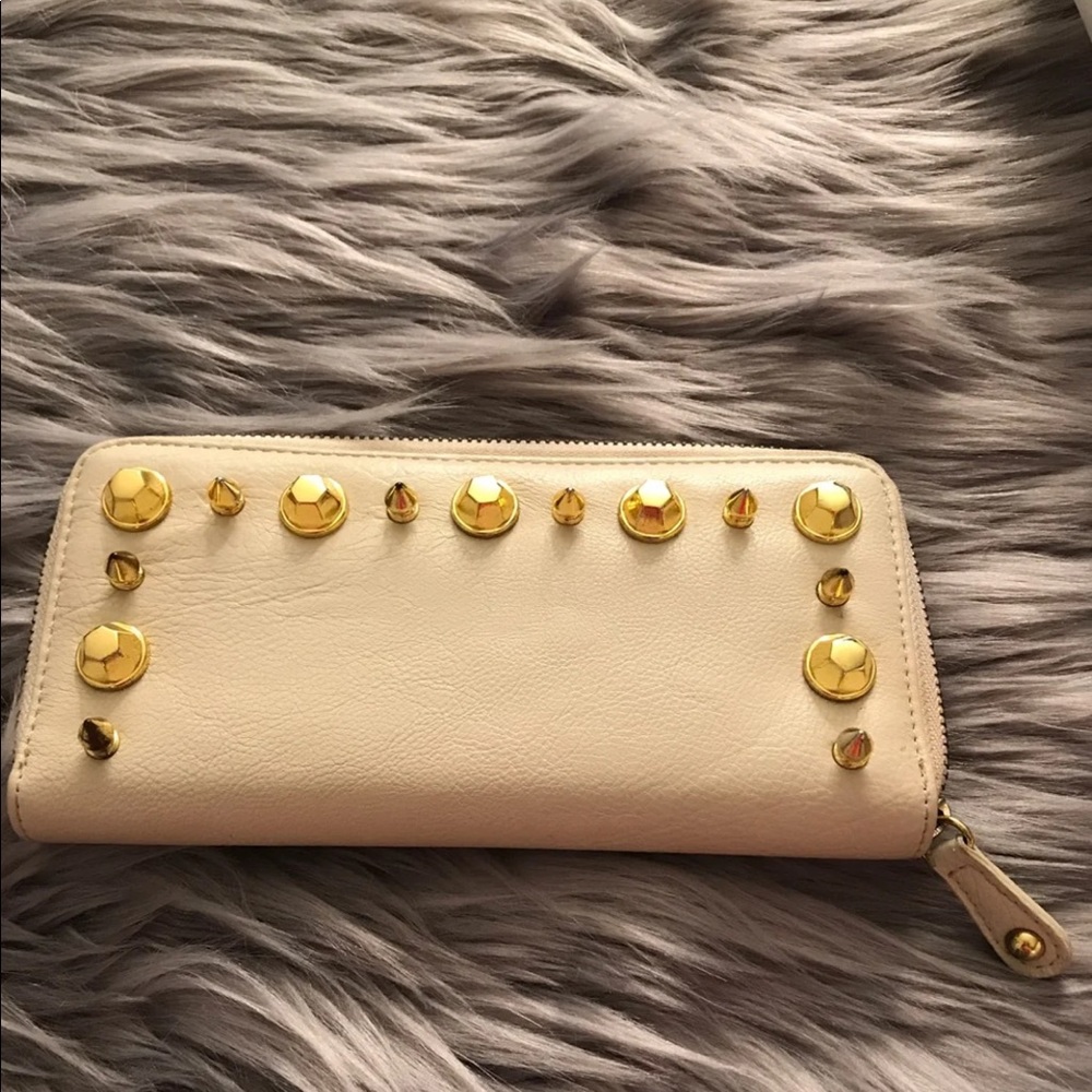 Bebe wallet